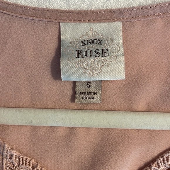 Knox Rose Blush Lace Blouse Size Small Oversized EUC Like New - Picture 4 of 7